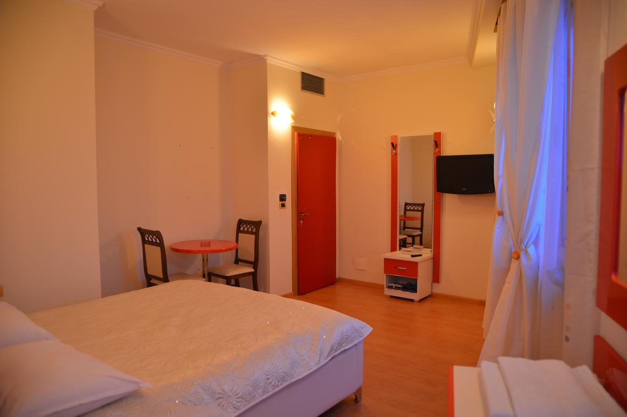 Royal Gaz Hotel 4*